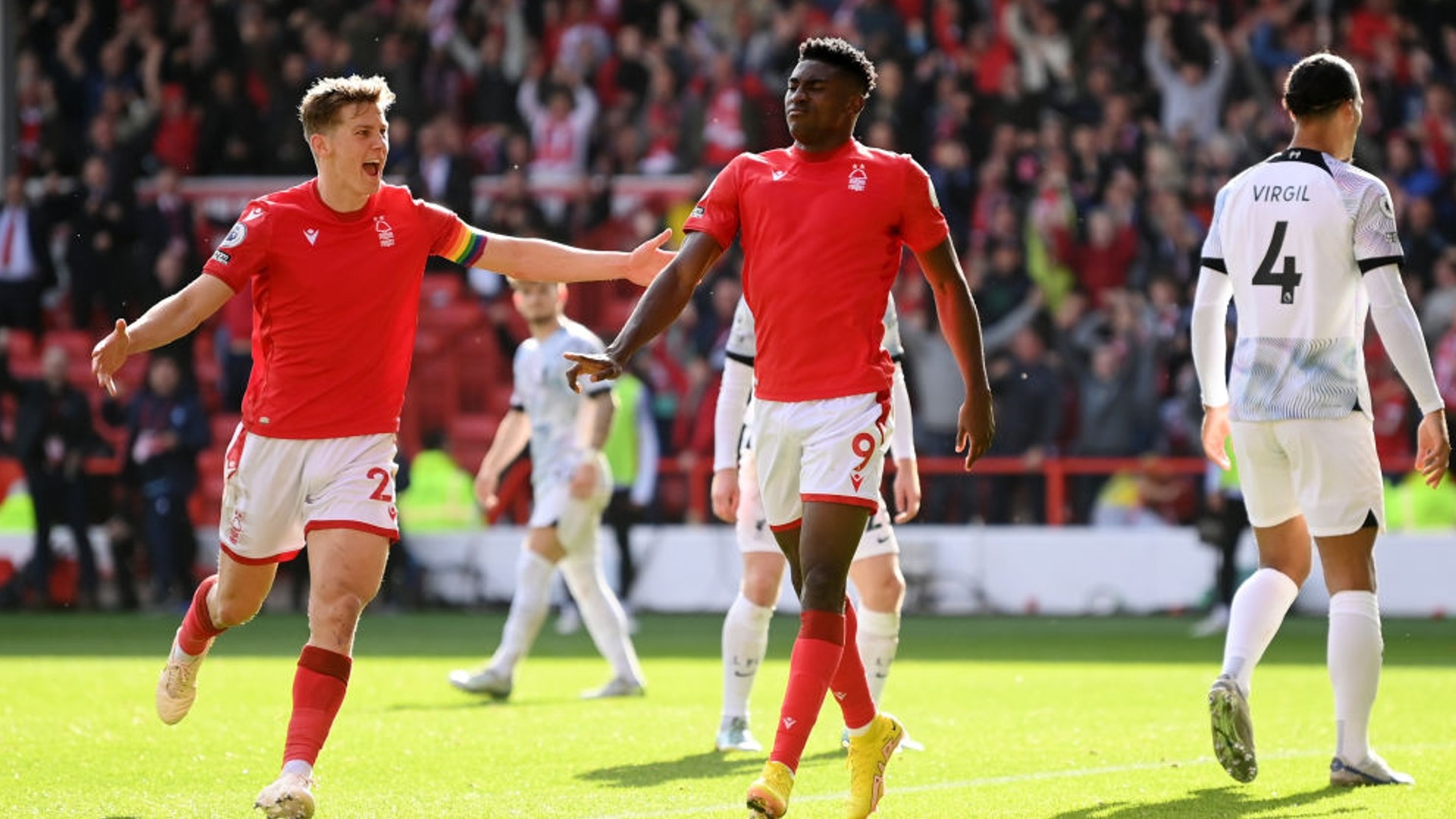 手颇具威胁 手颇具威胁